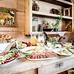 Lesniczowka U Zieby 住宿加早餐酒店