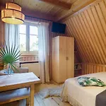 Bed & Breakfast Lesniczowka U Zieby 3*