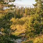Bed & Breakfast Lesniczowka U Zieby