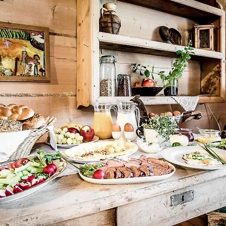 Lesniczowka U Zieby Bed & Breakfast