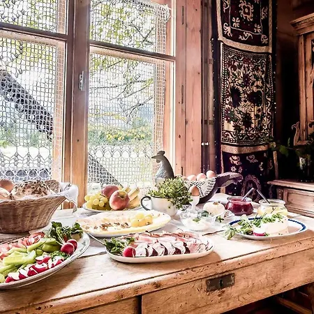 Lesniczowka U Zieby Bed & Breakfast