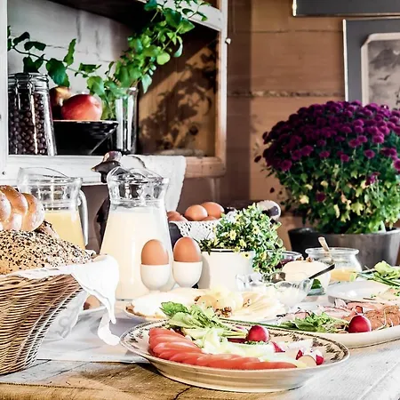 Lesniczowka U Zieby Bed & Breakfast *