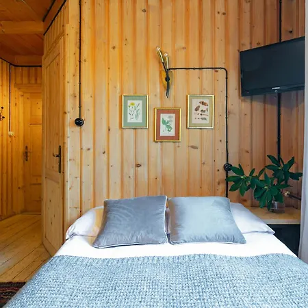 Bed & Breakfast Lesniczowka U Zieby *