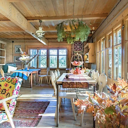 Lesniczowka U Zieby 3* كوشتيليسكا